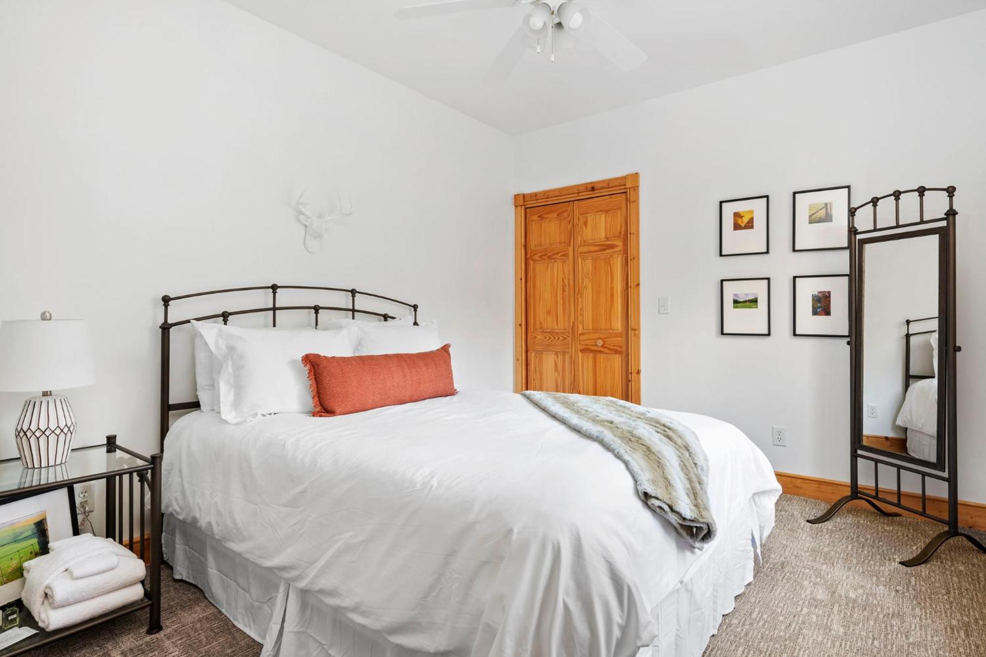 The Lodge, 'North Woods' Style, Boutique Galena Getaway! Экстерьер фото