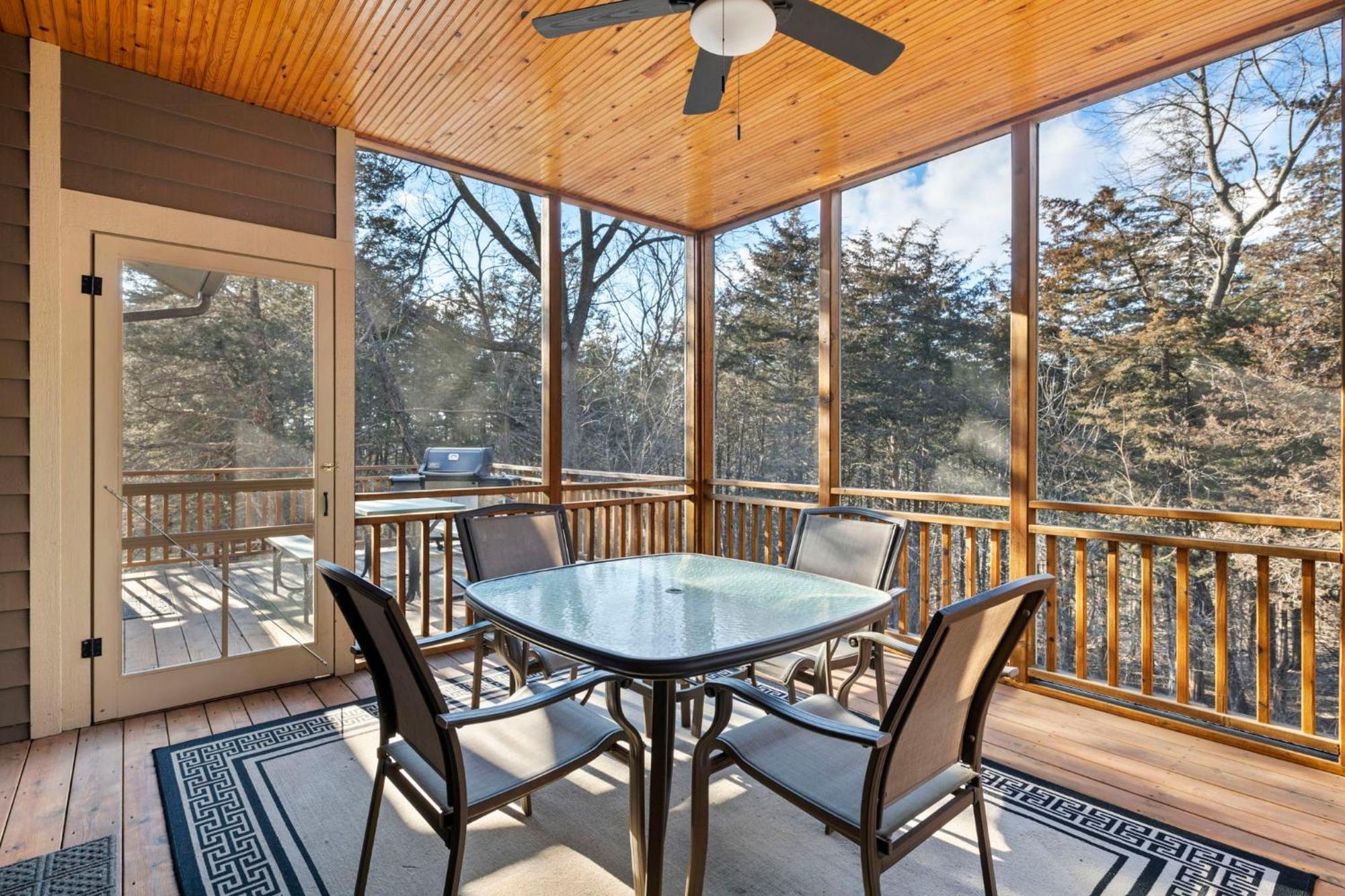 The Lodge, 'North Woods' Style, Boutique Galena Getaway! Экстерьер фото